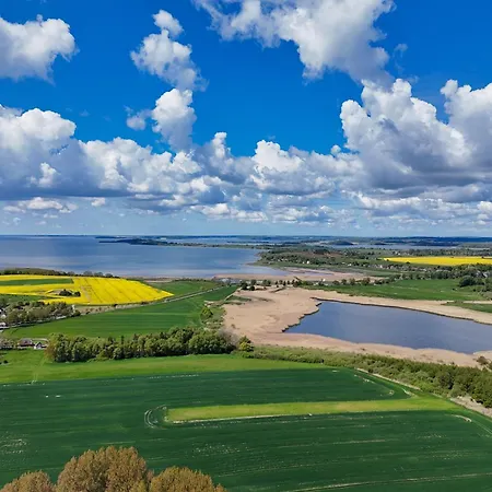 Strandnahe Mit Terrasse, Gratis Nutzung Vom Ahoi Erlebnisbad Und Sauna In Sellin - Rex Rugia 30-2 Apartment Lobbe